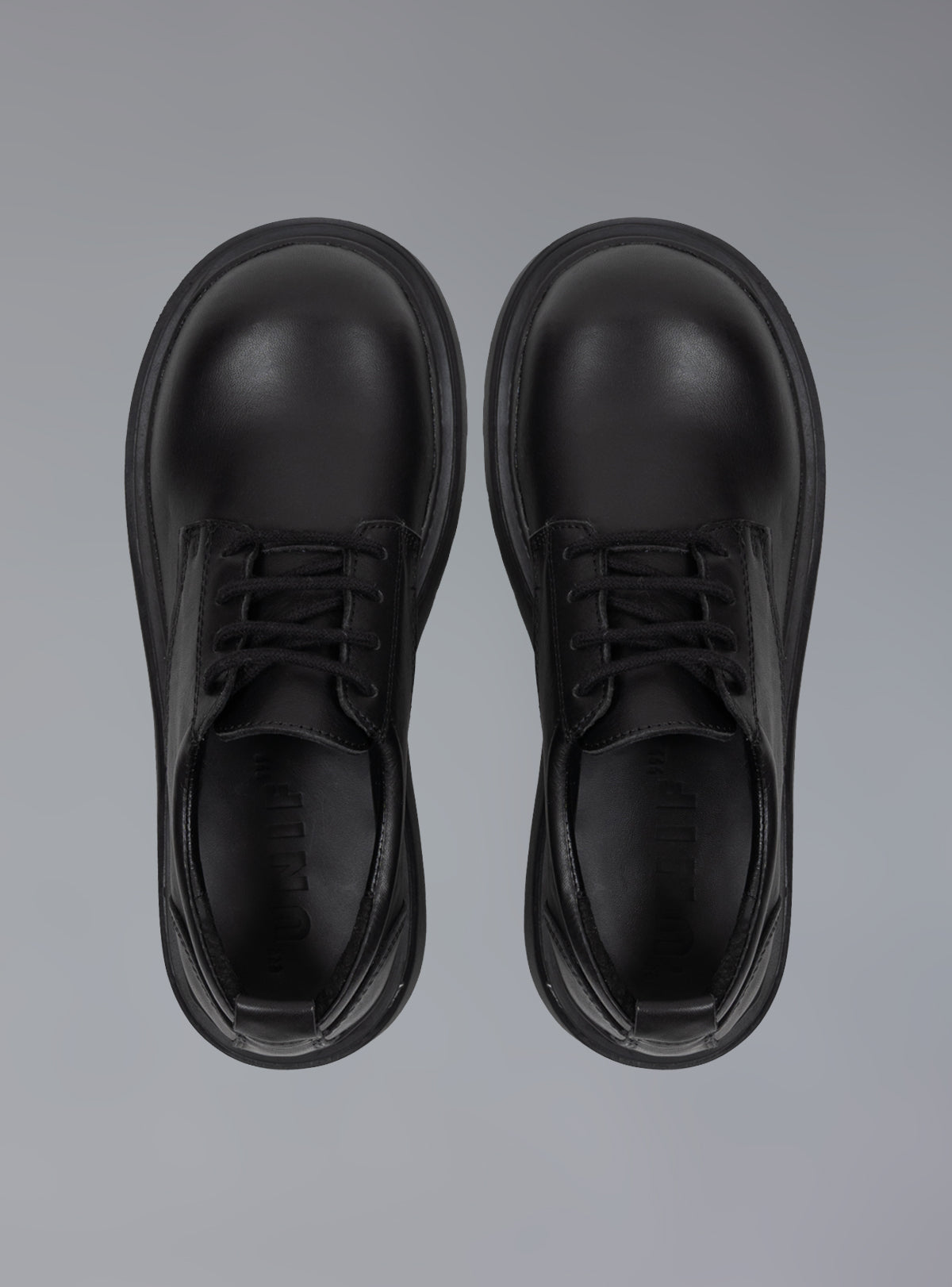 Fax Shoe