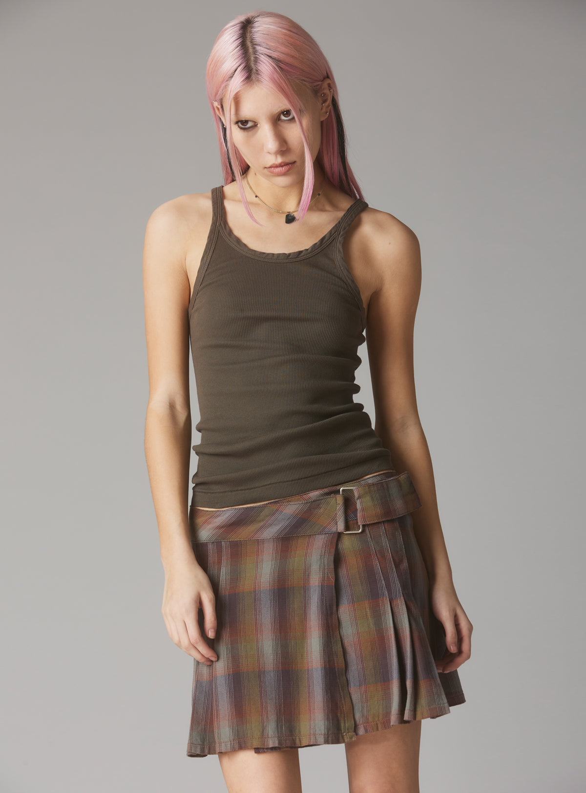 Staple Rib Tank